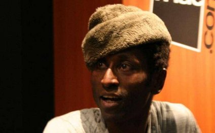 Famous Nigerian Artists | List