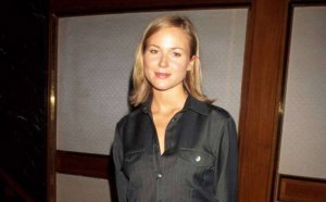 Female music artists 1990s