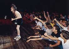 Rennie Ellis (1940-2003), Angus Young, Los Angeles, 1978.